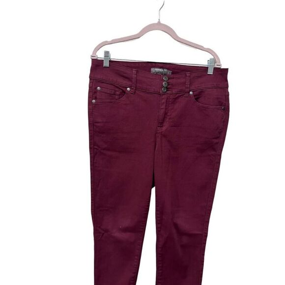 Torrid Feel The Fit Super Soft Five Pocket Style Jegging Burgundy Size 10R - Picture 2 of 11